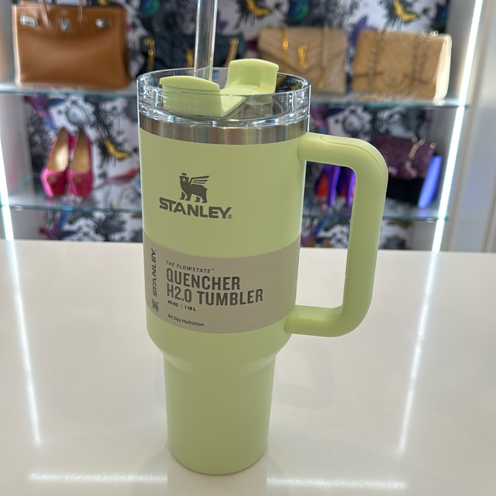 Stanley 40 oz Pale Lime